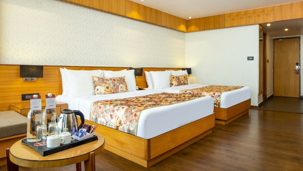 Фото Summit Montana Suites & SPA