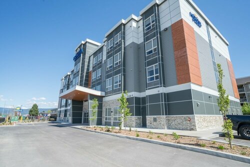 Гостиница Microtel Inn & Suites by Wyndham Kelowna