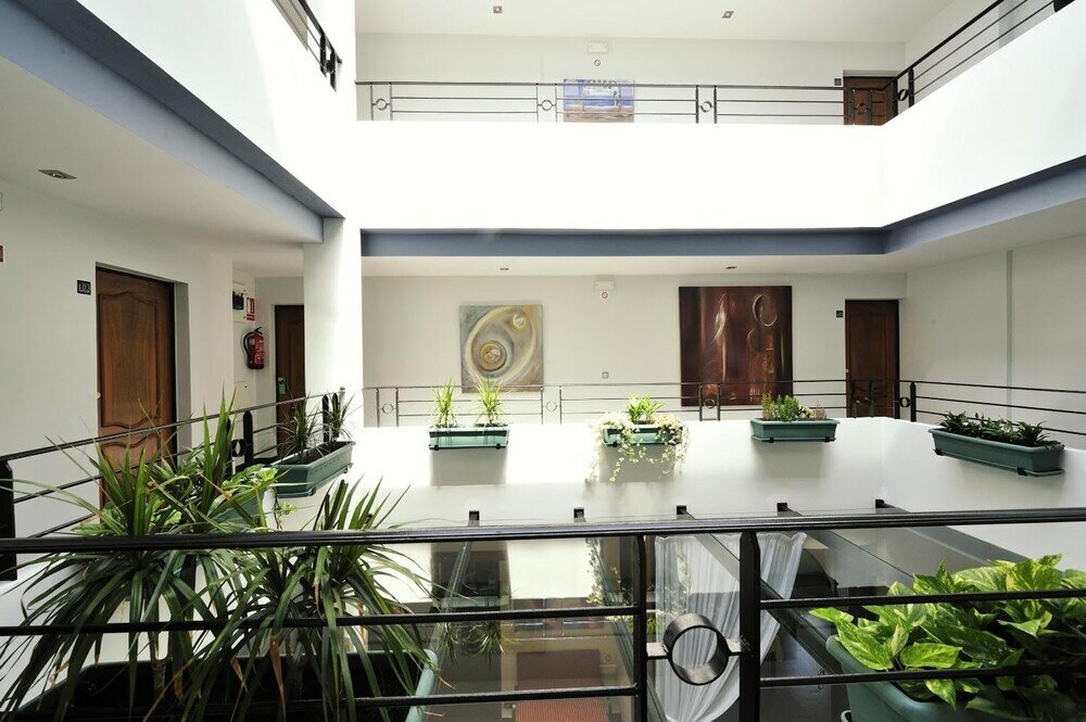 Фото Atrium Hotel