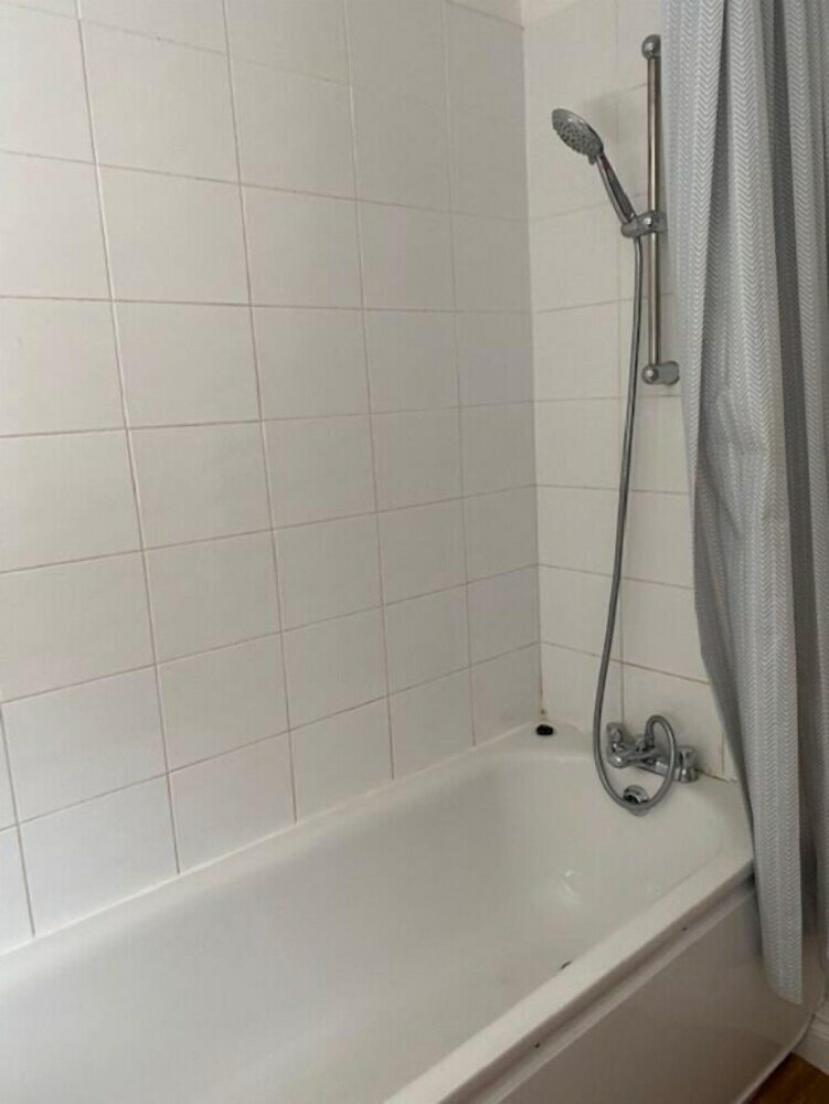 Фото Spinners End