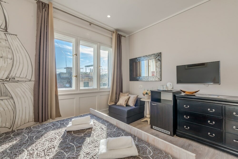 Фото Metropole Luxury Rooms