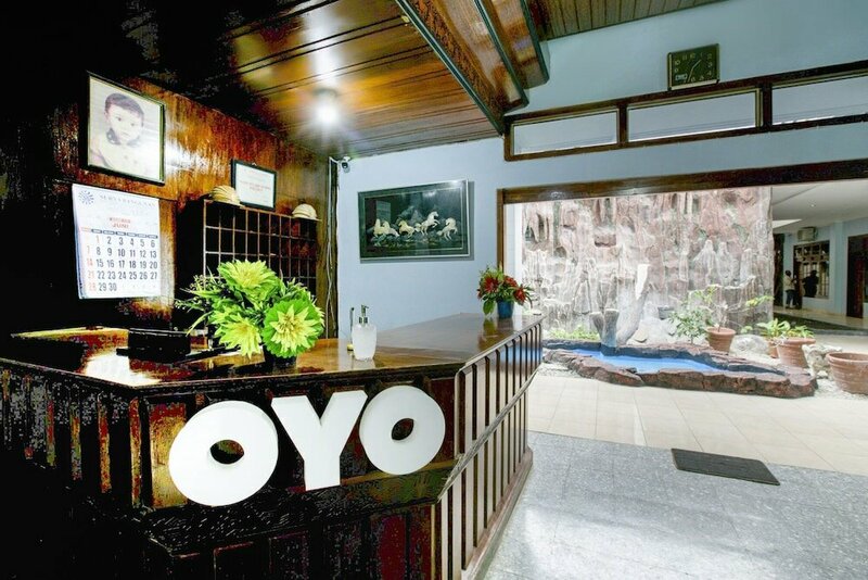 Гостиница Oyo 2320 Hotel Charvita