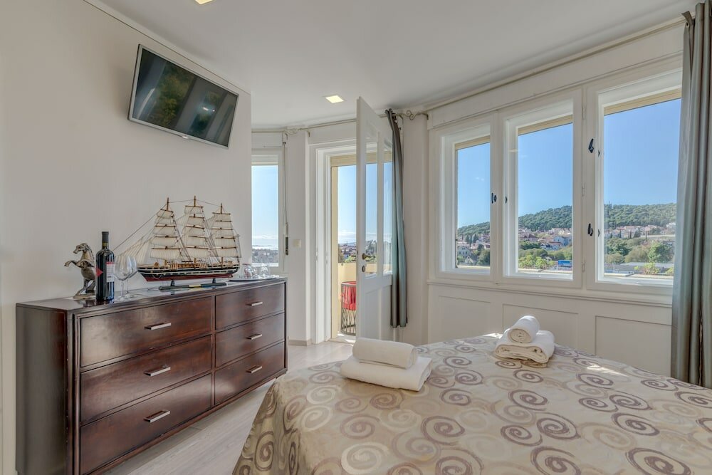 Фото Metropole Luxury Rooms