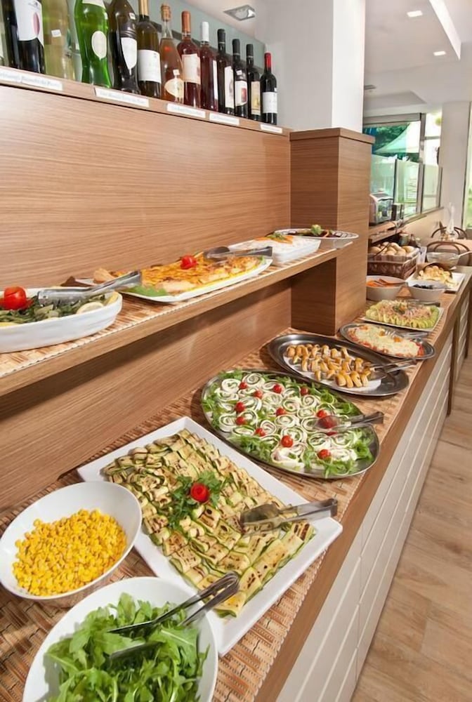 Фото Hotel Albatros