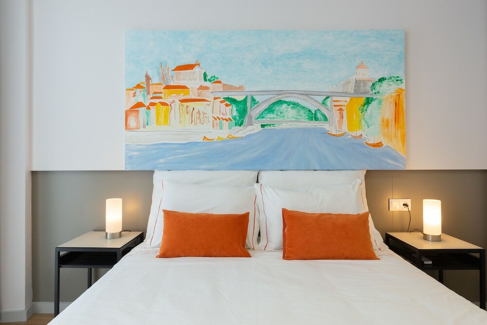 Фото Serra do Pilar Porto Suites