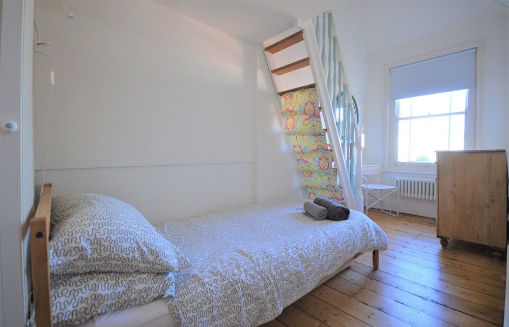 Фото 20 Bellevue Road