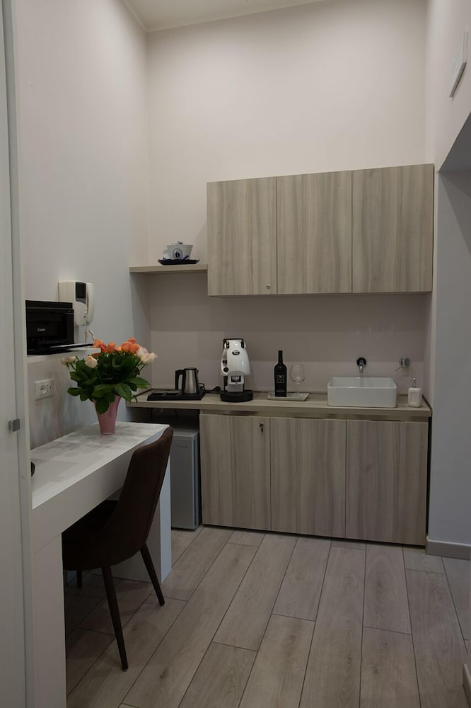 Фото Royal Gardens B&b Caserta