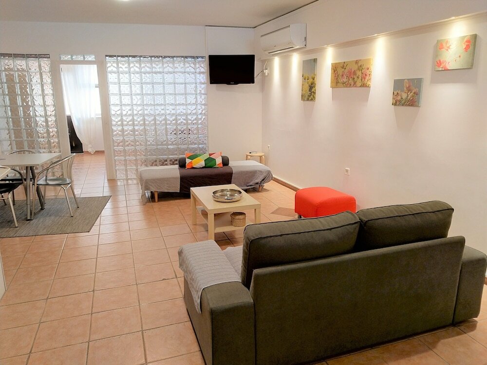 Фото Driopon Apartment