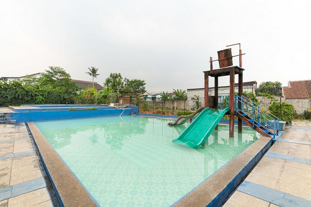 Фото RedDoorz Hostel @ Dago 2