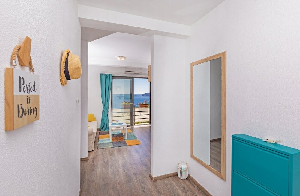 Фото Apartmani D & J