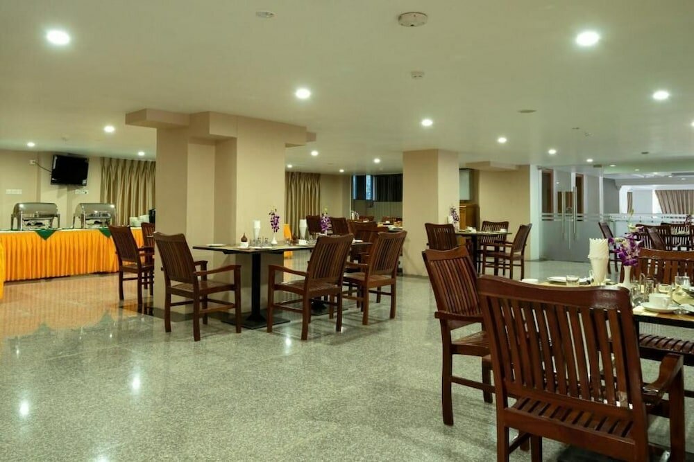 Фото Lin Unity Win Hotel