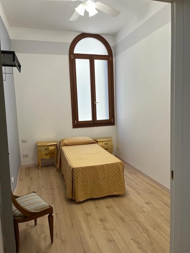 Фото Simon' Secret