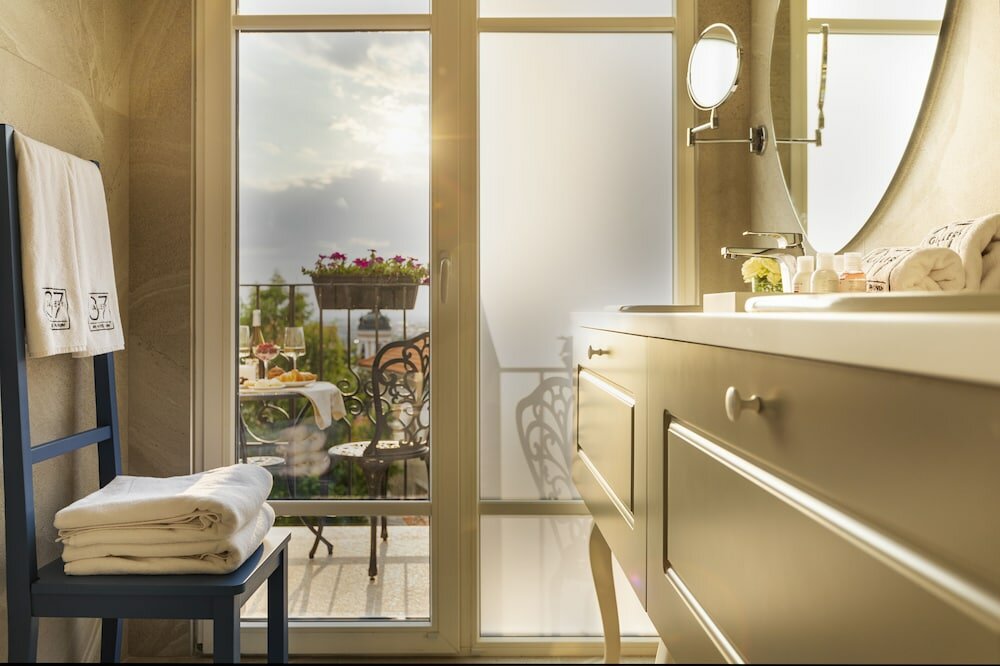 Фото Gallery 37, Bw Premier Collection