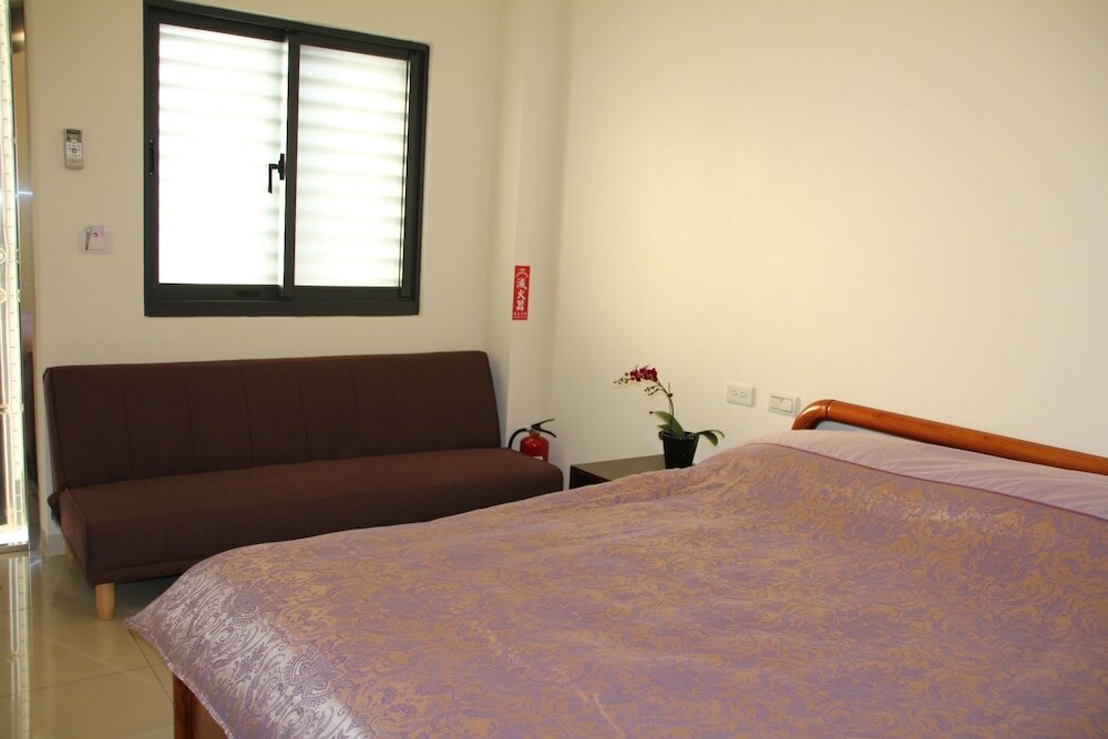 Фото Howj Hostel