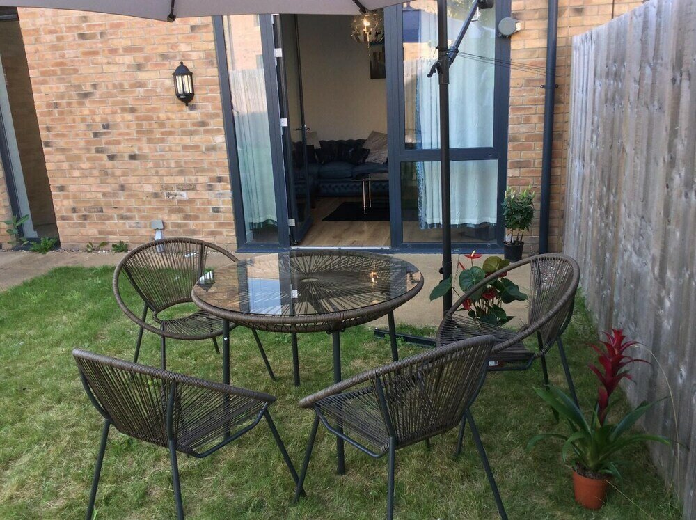 Фото Igloo CityCroft Luxury Townhouse