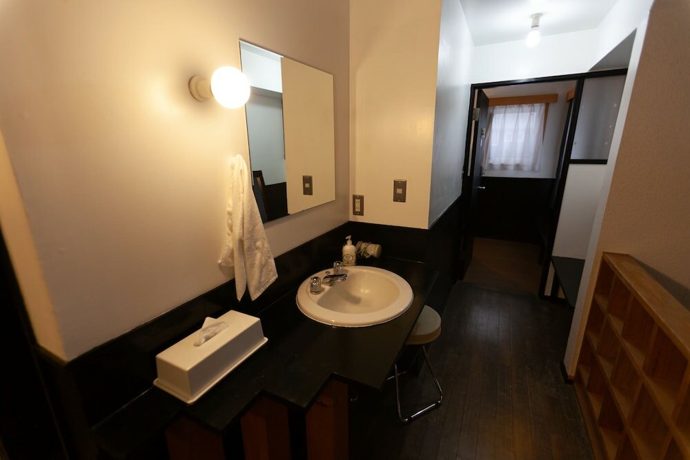 Фото Niseko Ski Lodge