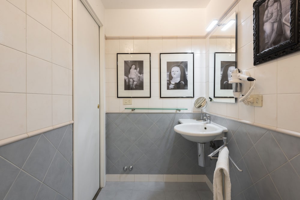 Фото Luxury Large Loft by Dante House, Top Location