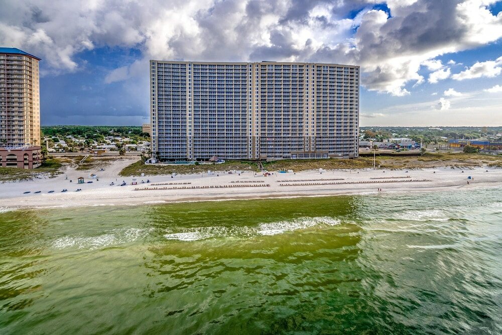 Фото Emerald Beach by Forehand Rentals