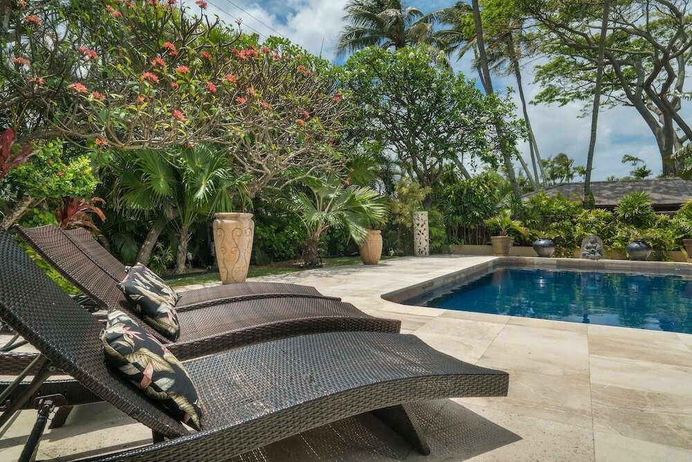 Фото Kailua Beachside 4 Bedroom Home by Redawning