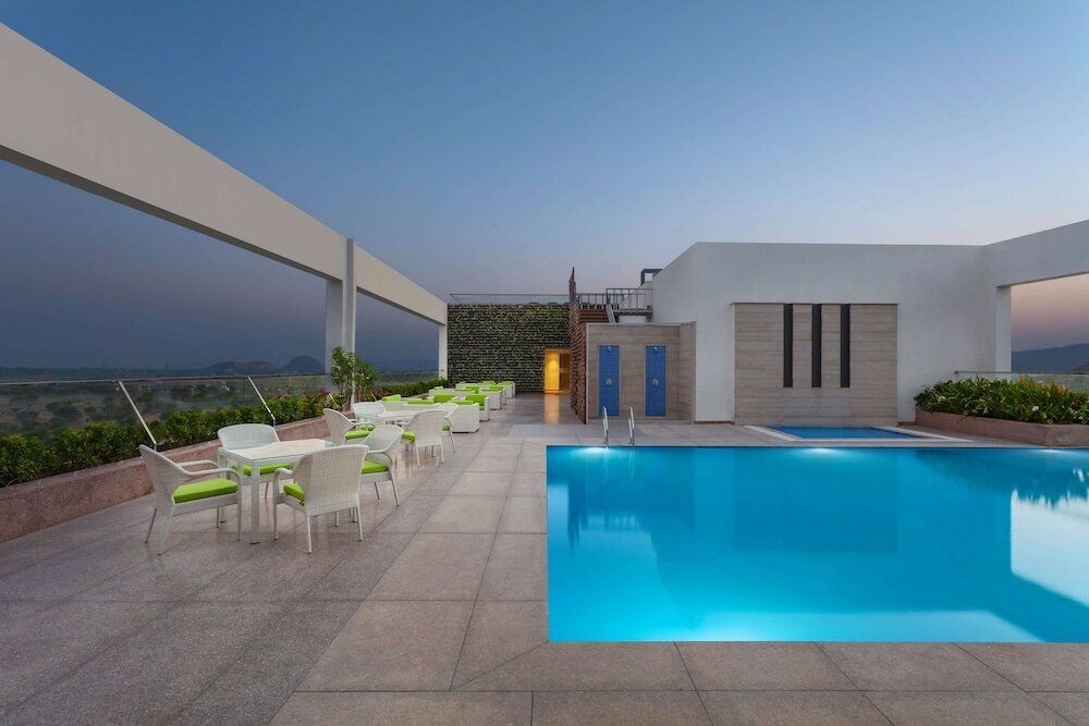 Фото DoubleTree by Hilton Jaipur Amer