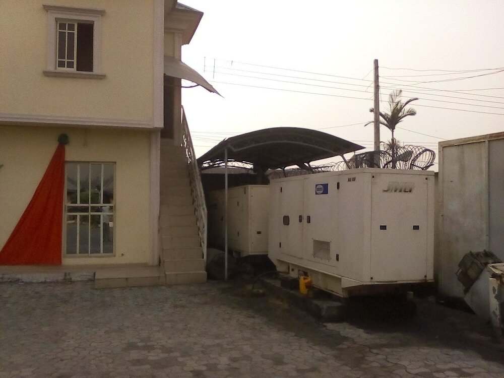 Фото Jerry Cedarwood Guest House