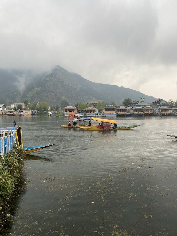 Фото The Floating Heritage Group