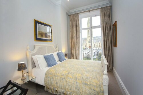 Апартаменты Stylish City Centre Apartment - Bath в Бате