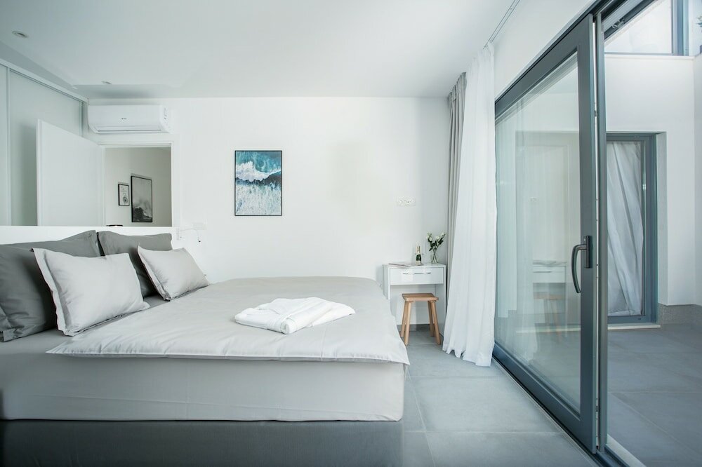 Фото The Olive Exclusive holiday home