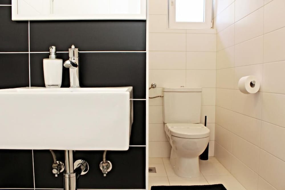 Фото Luxury Apartments Gold and Grey