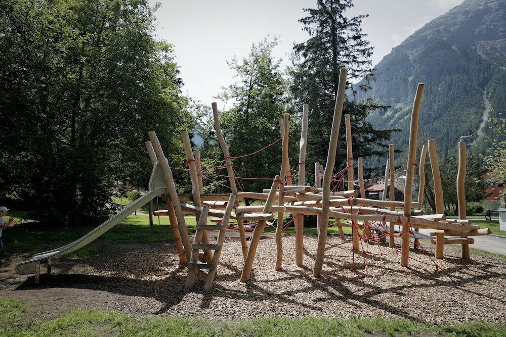 Фото Hotel Kurhaus Bergün