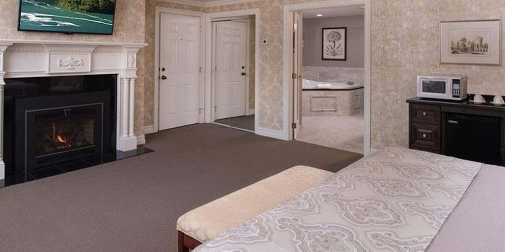 Фото The Red Coach Inn