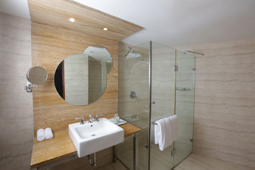 Фото Hotel Trinity Isle