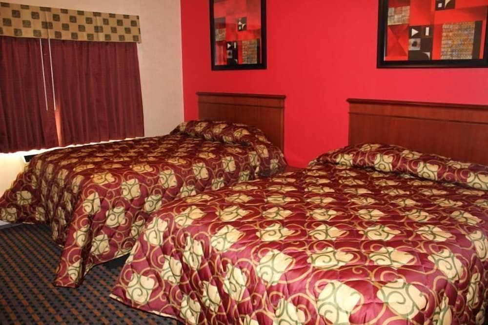 Фото Travelodge by Wyndham Avenel Woodbridge