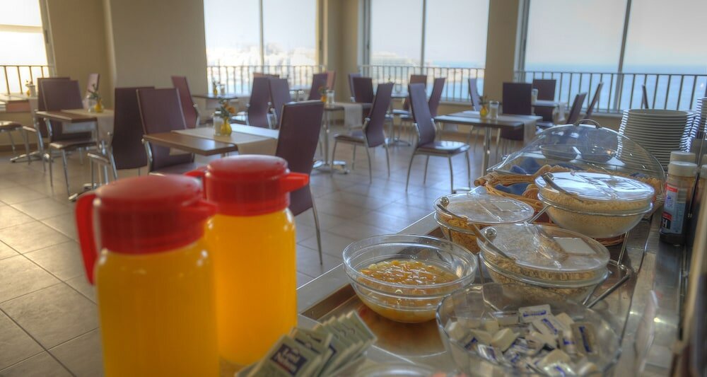 Фото Carlton Hotel