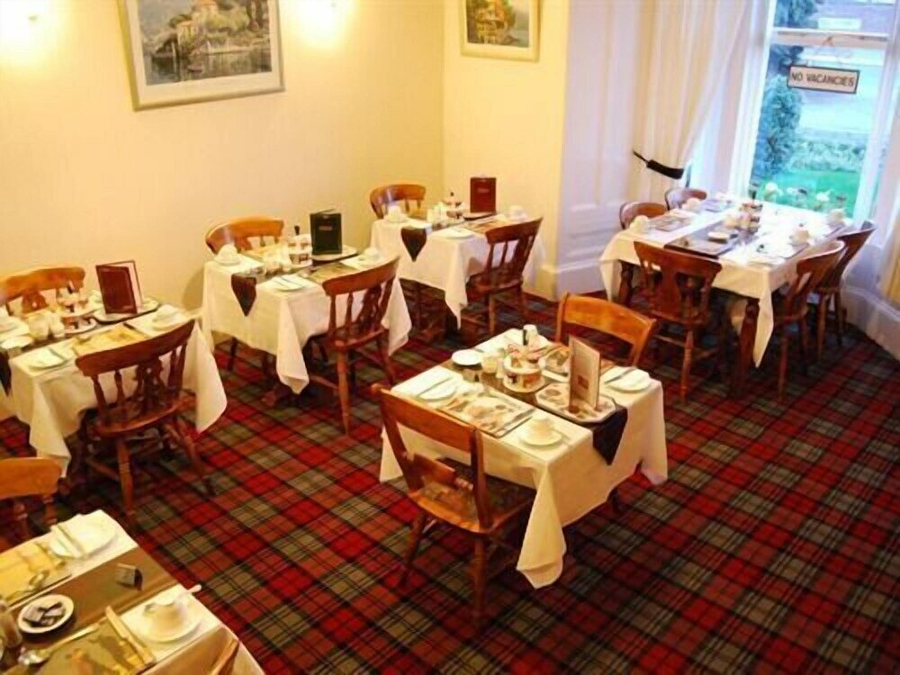 Фото Royston Guest House