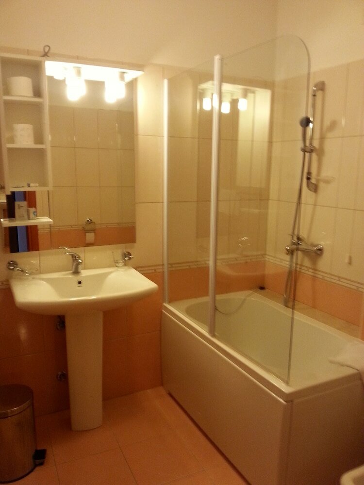 Фото Hotel Mirni Kutak