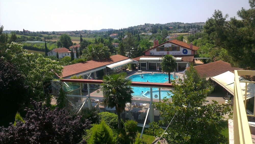 Фото Four Seasons Hotel