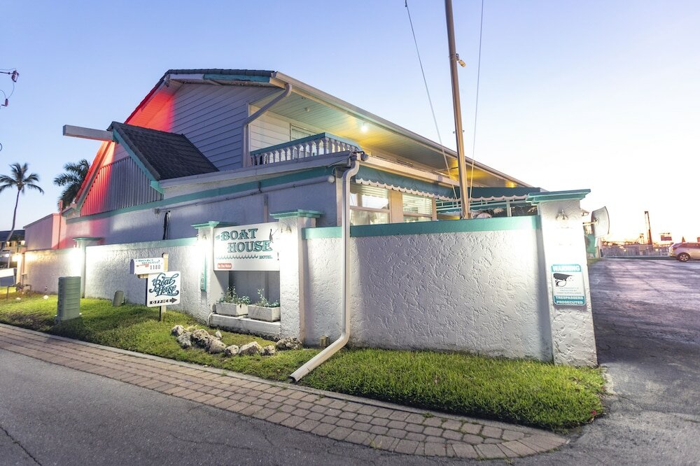 Фото The Boat House