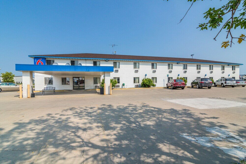 Фото Motel 6 Fargo, Nd - South
