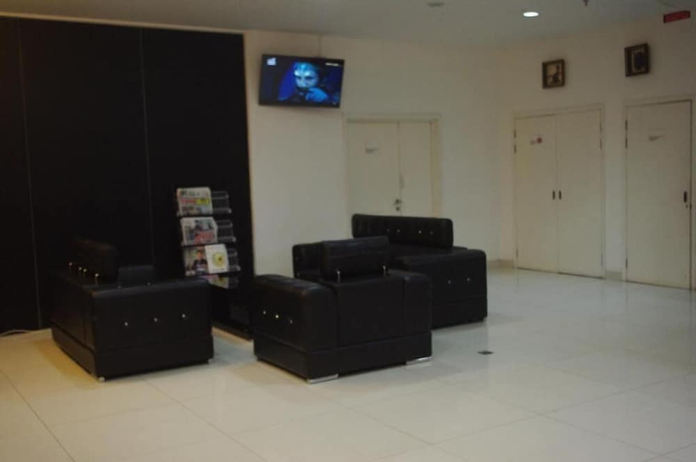 Фото 101 Hotel Bintulu