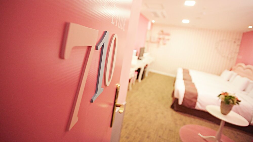 Фото Hotel Skypark Myeongdong I