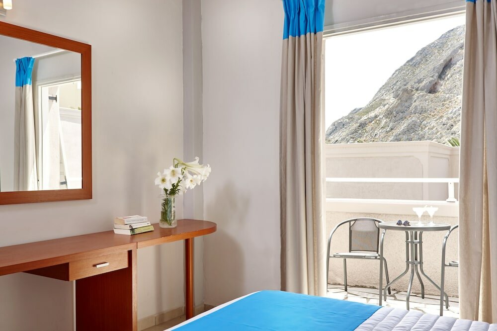 Фото Terra Blue Santorini