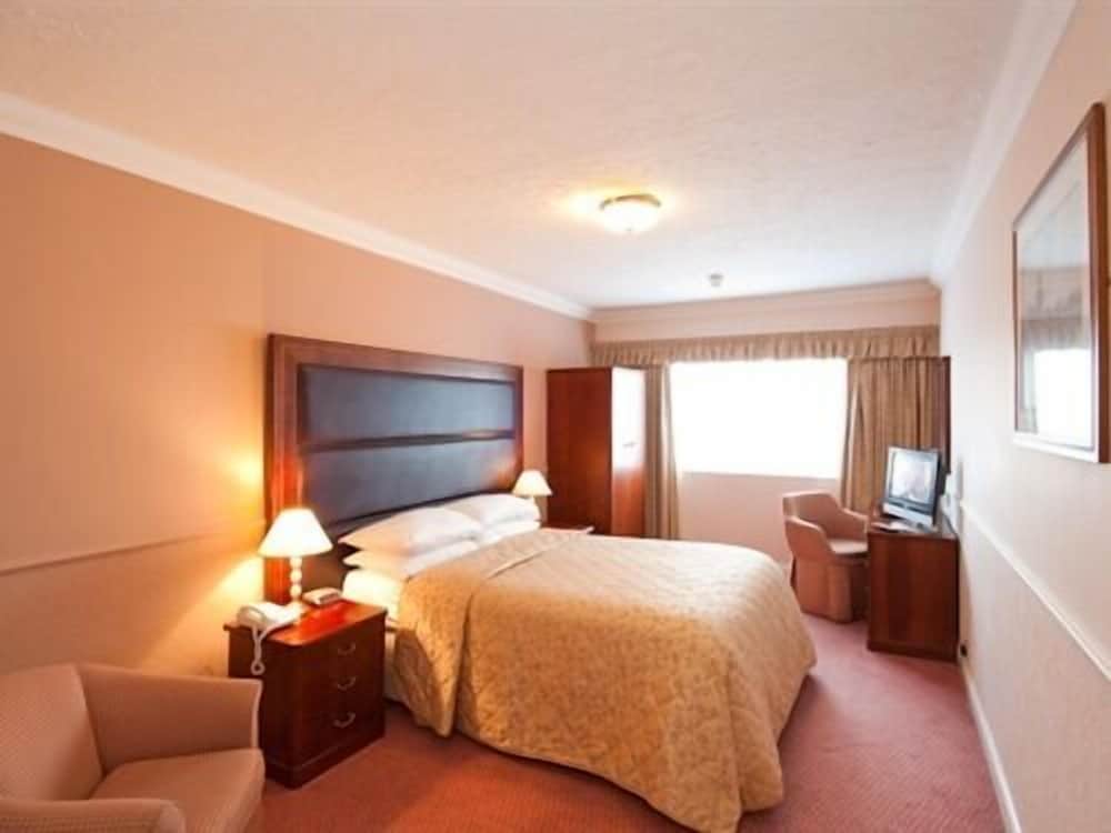 Фото Crofters Hotel