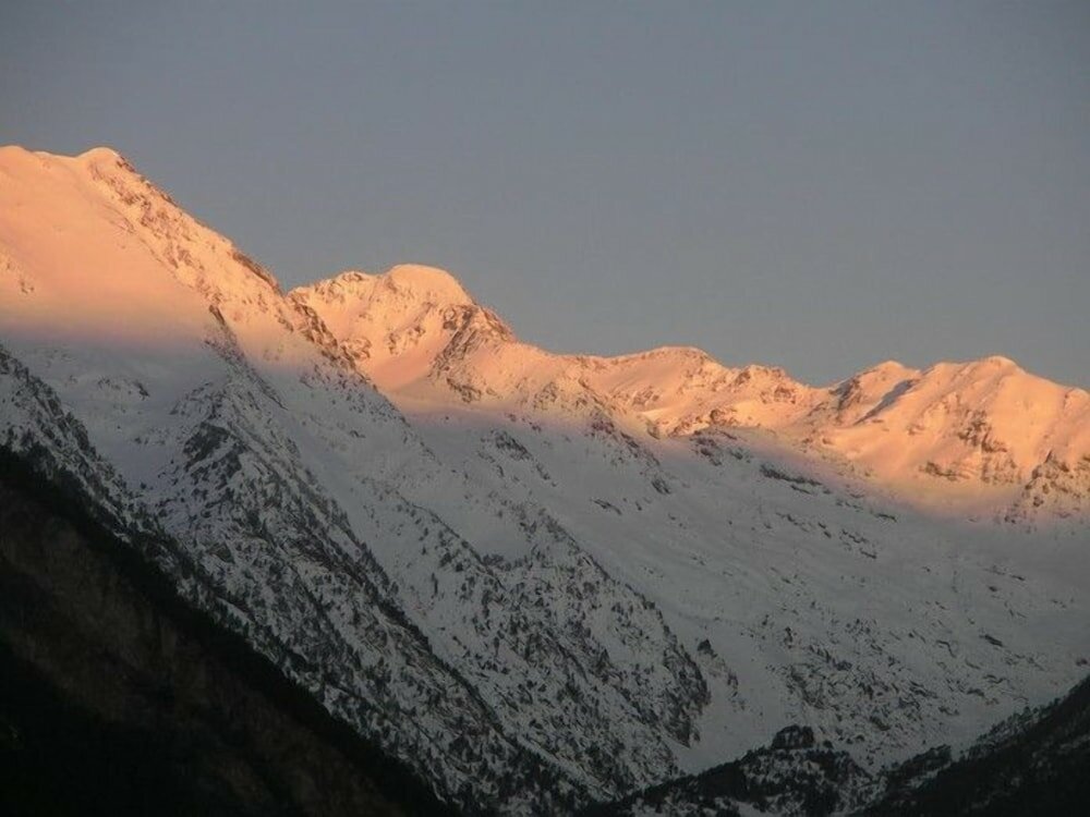 Фото Hotel Montane