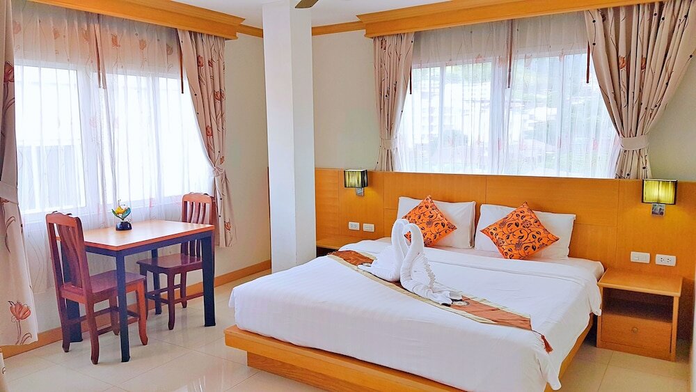 Фото Green Harbor Hotel & Service Apartment