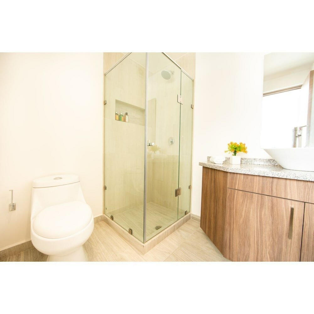 Фото Brand New Luxury Park Front Apartment