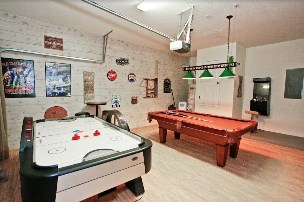 Фото 241 Las Fuentes Drive 6 Bedroom Home