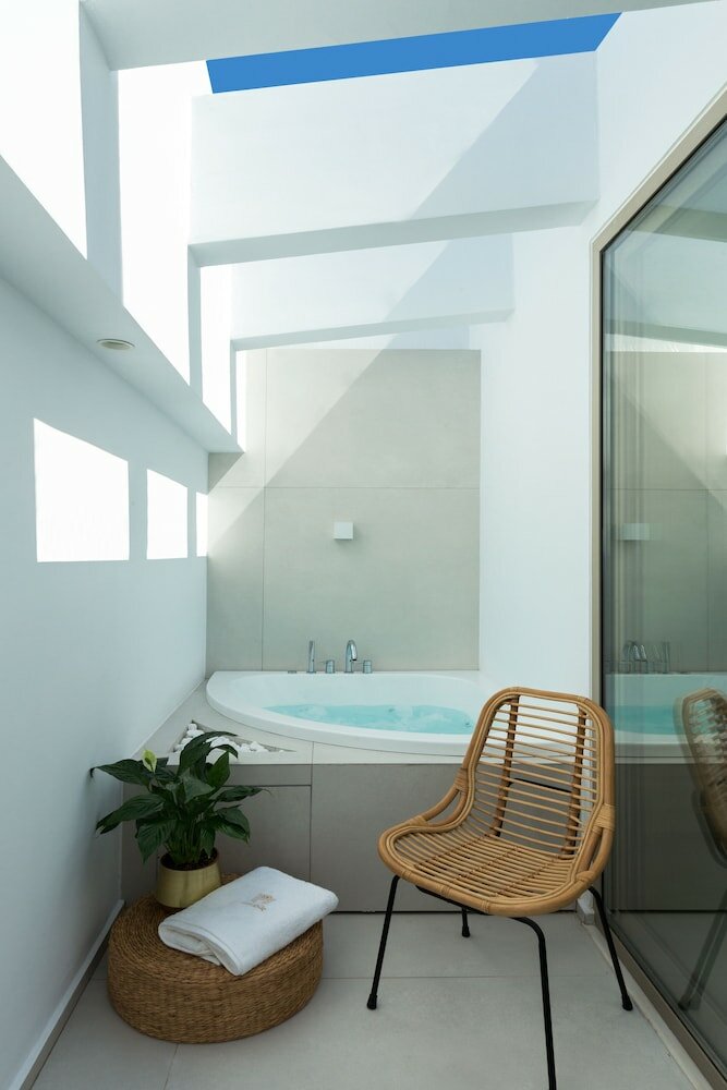 Фото Mirabile Luxury Suites