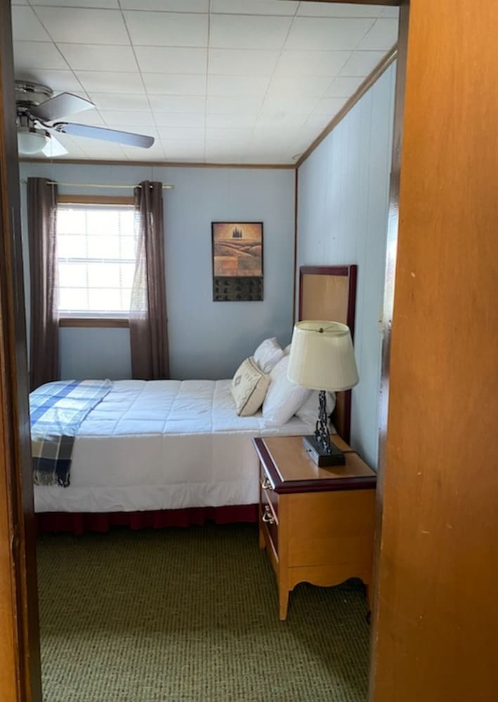 Фото The Gold Pan Motel