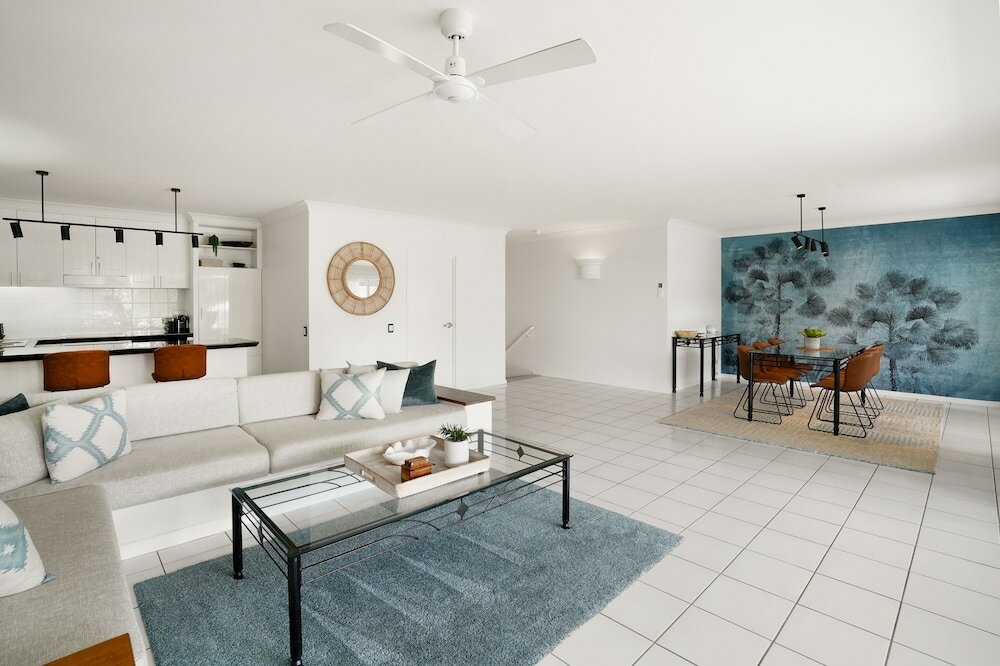 Фото Belle Escapes - Oceanview Suite Alamanda Beachfront Resort 88